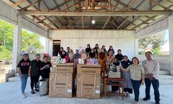 Dosen UKIM dan UNPATTI Berkolaborasi Tingkatkan Ketahanan Gizi dan Ekonomi Desa Kawa lewat Program Kosabangsa