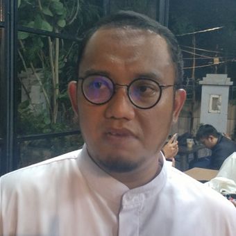 Koordinator juru bicara Badan Pemenangan Nasional (BPN) Dahnil Anzar Simanjuntak saat ditemui di media center pasangan Prabowo-Sandiaga, Jalan Sriwijaya I, Jakarta Selatan, Rabu (16/1/2019).