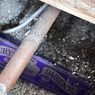 Wanita Ini Temukan Bungkus Cadburry Berusia 100 Tahun, Tampilannya Mengejutkan...