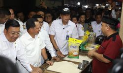 Mendagri Tito Pantau Langsung Penyaluran Beras SPHP di Banten