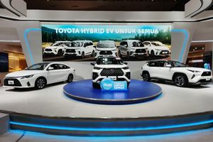 Toyota Jual 4 Hybrid Termurah di IIMS 2026, Kapan Giliran EV Murah?
