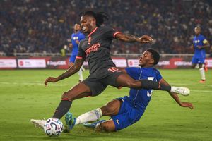Legenda AC Milan Tuntut Rafael Leao Beradaptasi dengan Taktik Tim