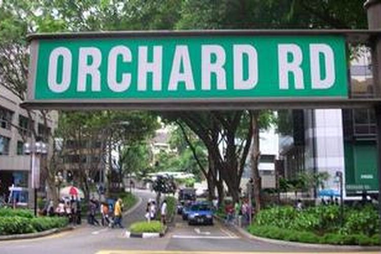 Orchard Road, kawasan perbelanjaan terkenal Singapura yang banyak dikunjungi para wisatawan manca negara termasuk Indonesia.