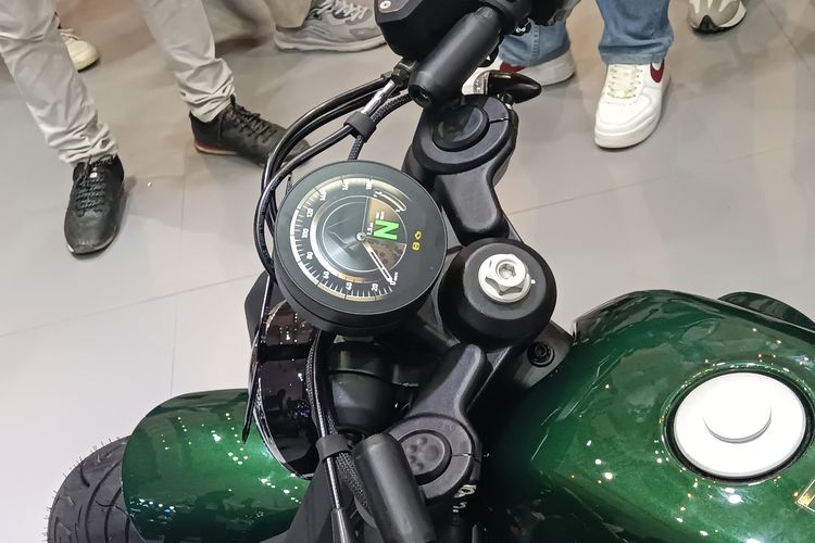 Benda Napoleon Bob 250