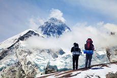 Hari Ini dalam Sejarah: Longsor Salju Everest, 16 Orang Pemandu Pendakian Tewas