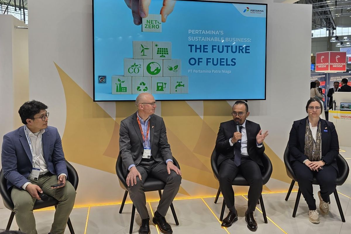Dirut Pertamina Patra Niaga Riva Siahaan saat memaparkan upaya pemerataan energi Indonesia di Hannover Messe 2024, Selasa (23/4/2024)