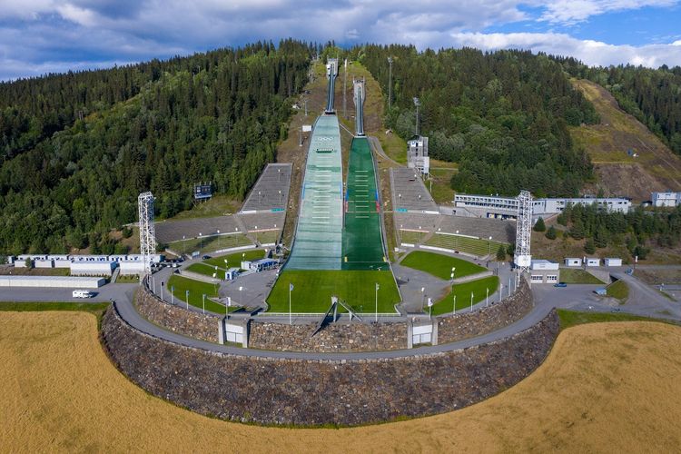 Lillehammer ski jumping dok. shutterstock