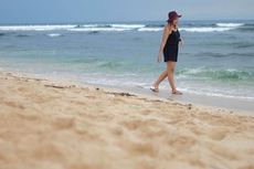 Liburan di Pantai Balangan Bali, Pesona Pasir Putih dan Biru Laut