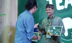 Bersama Siswa, Guru di Sekolah Ini Kembangkan Sistem untuk Olah 90.000 Kantong Sampah