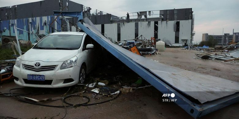 Wuhan hit by a tornado, 40 people injured