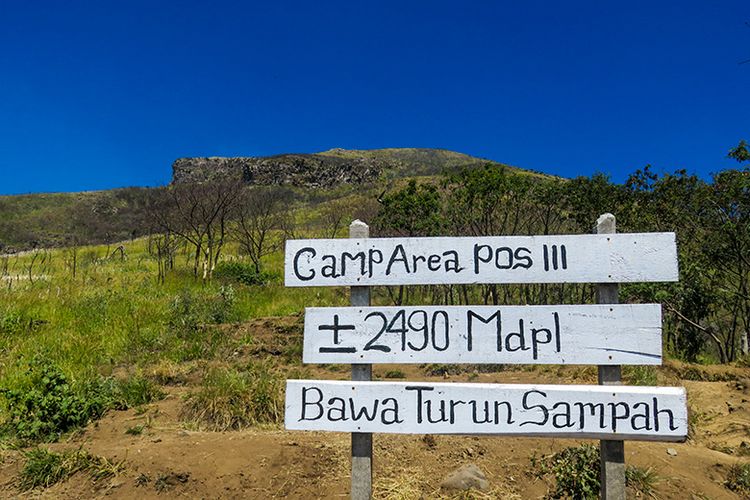 Area Camping Pos III Pendakia Gunung Sindoro via Tambi.