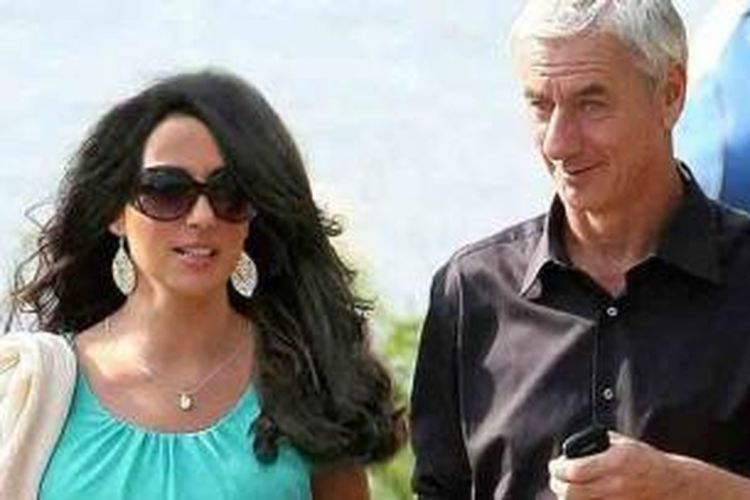 Ian Rush dan kekasihnya, Carol Anthony.