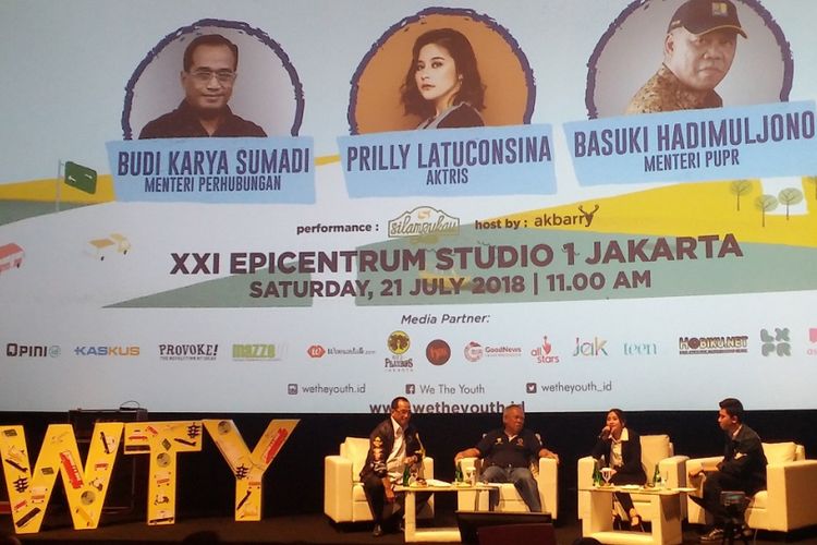 Suasana diskusi Youth x Public Figure dengan tema Connecting Indonesia bersama Menteri PUPR Basuki Hadimuljono, Menteri Perhubungan Budi Karya Sumadi, dan aktris Prilly Latuconsina, Sabtu (21/7/2018) di XXI Epicentrum, Jakarta.