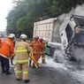 Dump Truck Muatan Batu Bara Terbakar di Tol Lingkar Luar Jakarta