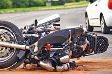 Seorang Remaja Tewas Kecelakaan, Kendarai Motor Modifikasi Tak Layak, Ban Depan Belakang Gundul