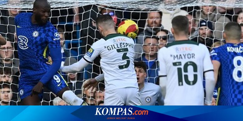Плимут аргайл лестер сити матч. Тоттенхэм лестер. uefa super cup chelsea vs villarreal.