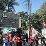 Demo Mahasiswa di Banyuwangi, Pimpinan DPRD Tanda Tangan Surat Siap Mundur