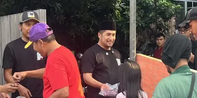 Irfan Hakim Bagikan Lebih dari 5.000 Paket Daging Kurban pada Idul Adha 1447 H