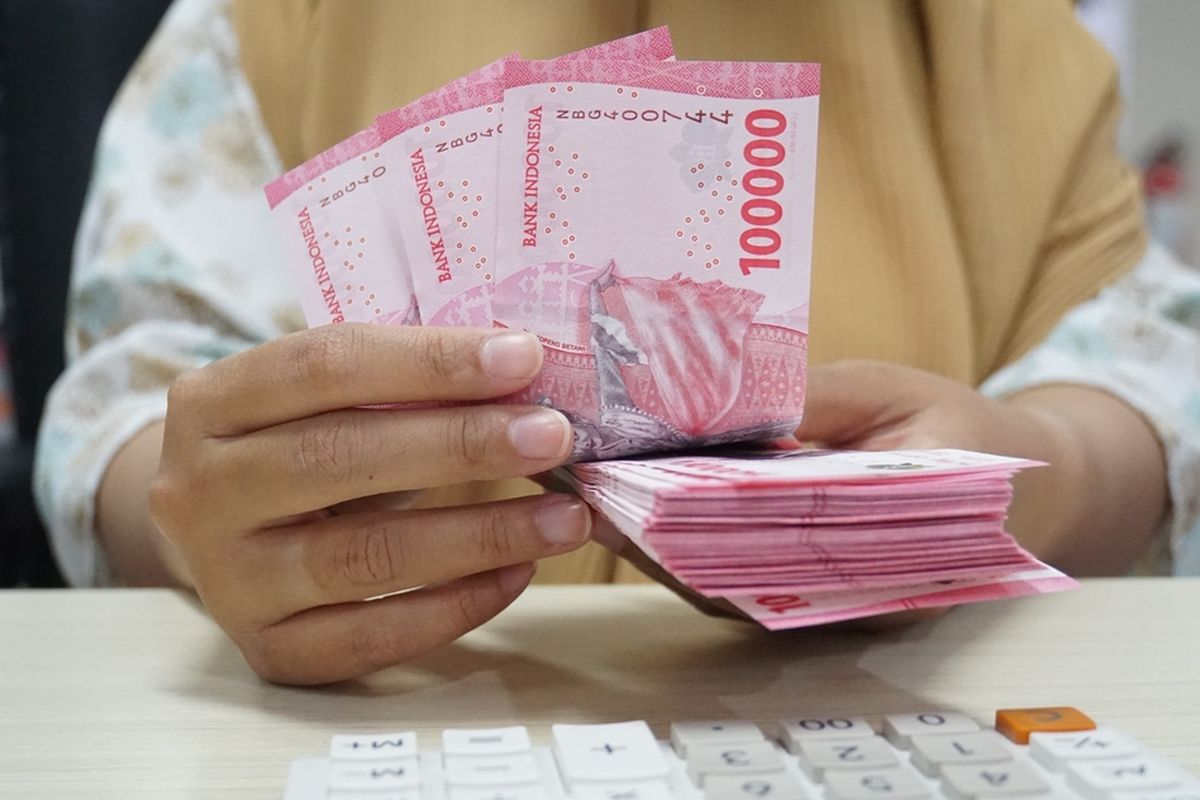 Ilustrasi UMK 2025 Sumedang.