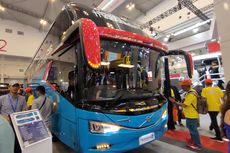 Karoseri Tentrem Serah Terima 5 Unit Bus Baru di GIIAS 2023