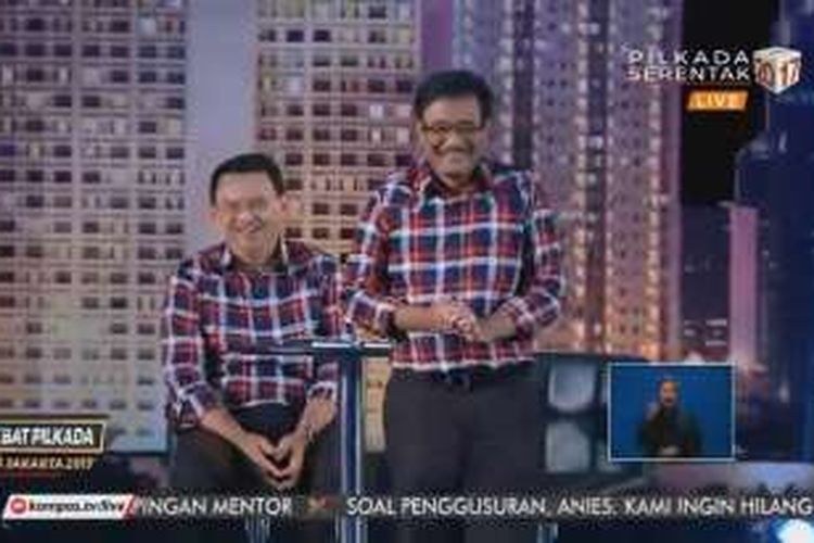 Pasangan calon gubernur dan wakil gubernur DKI Jakarta nomor urut 2, Basuki Tjahaja Purnama (Ahok) dan Djarot Saiful Hidayat tampak terkekeh.