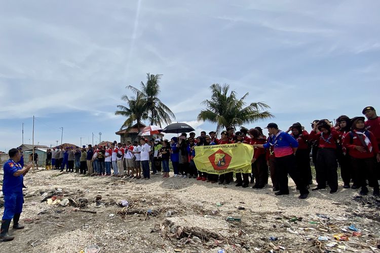 Toyota Sienta Community (Tosca) rayakan hari jadi dengan menanam 1.000 mangrove