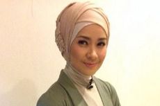 Gaya Busana Muslimah Favorit Alya Rohali