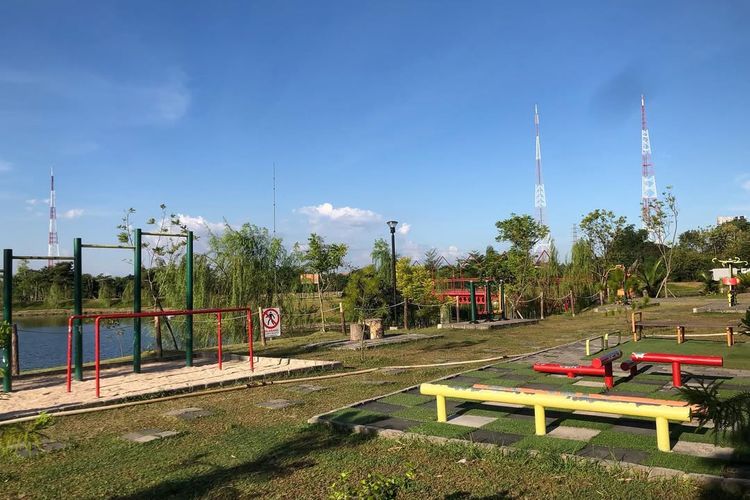 Graha Natura Park sebagai tempat picnic date romantis di Surabaya. Sumber: Instagram Graha Natura Park 