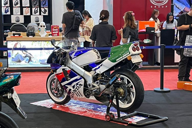 Honda NSR250R MC28 di IMOS 2025