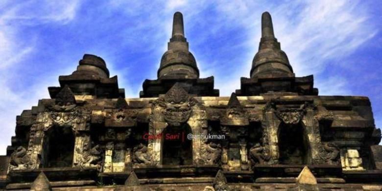 Stupa pada bagian atas Candi Sari 