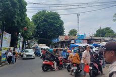 Pintu Barat Ragunan Macet Parah karena Antrean Pengunjung