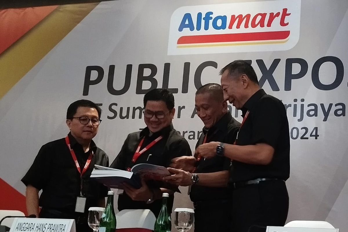 Public expose PT Sumber Alfaria Trijaya Tbk (AMRT) 