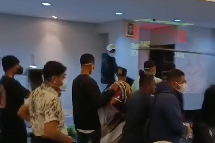 Paradoks di Balik Pembubaran Diskusi di Kemang...