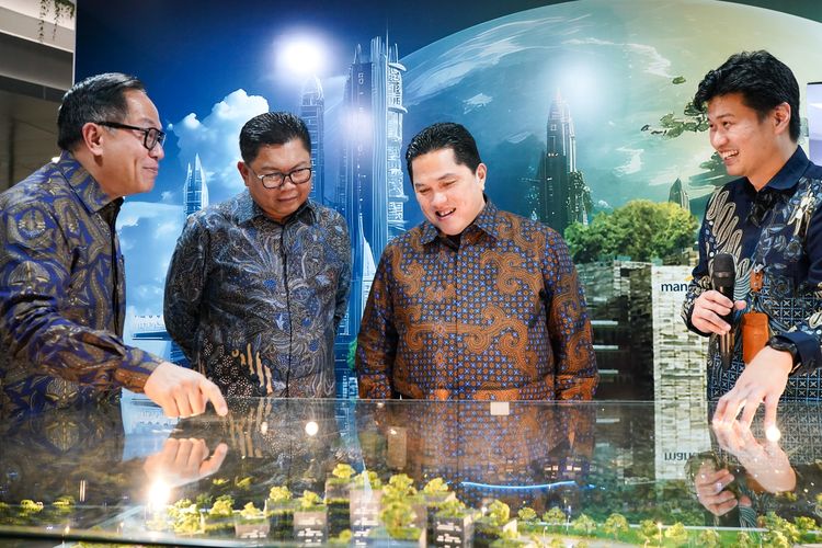 Menteri Badan Usaha Milik Negara (BUMN) Erick Thohir meresmikan Gedung Nawasena Mandiri Corporate University pada Selasa (30/7/2024).