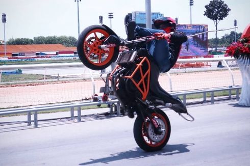 Kalau Hanya Wheelie Belum Bisa Disebut Stunt Rider