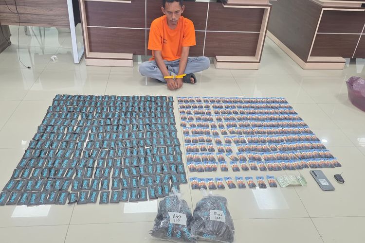 Ratusan Vape Narkoba Disembunyikan di Dasbor Mobil, Hendak Dibawa dari Sumut ke Aceh