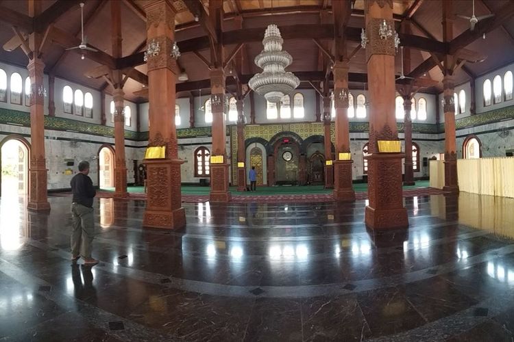 Masjid Agung Bangkalan, Madura. 