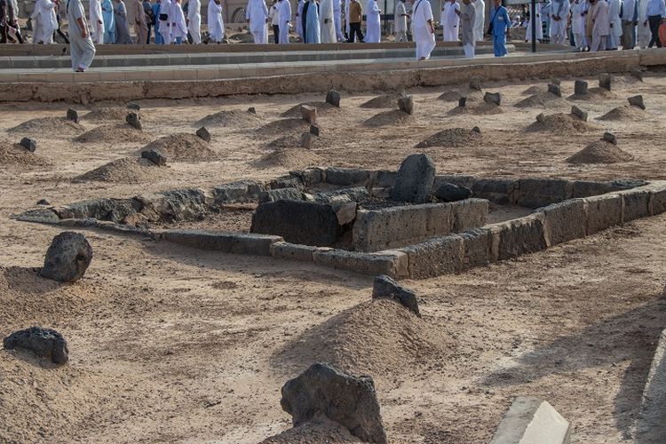 Sebuah makam yang disebut sebagai makam dari Ibrahim anak Nabi Muhammad SAW di Makam Baqi, Madinah, Arab Saudi.