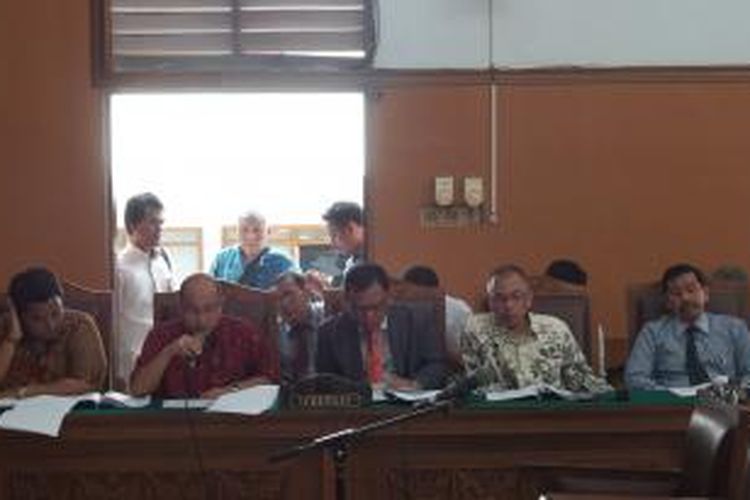 Tim kuasa hukum Polri dalam sidang praperadilan yang diajukan penyidik KPK Novel Baswedan