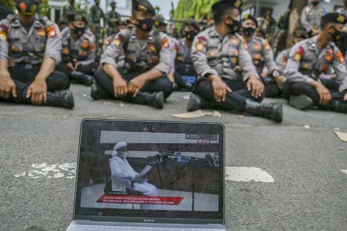 Majelis Hakim: Surat Dakwaan Jaksa terhadap Rizieq Shihab di Kasus Kerumunan Petamburan Sesuai UU