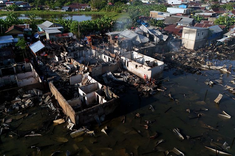 Kebakaran Hebat Landa Makassar: Puluhan Rumah Rusak, 235 Warga Terdampak