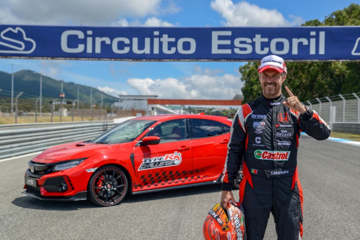 Pebalap WTCR Tiago Monteiro