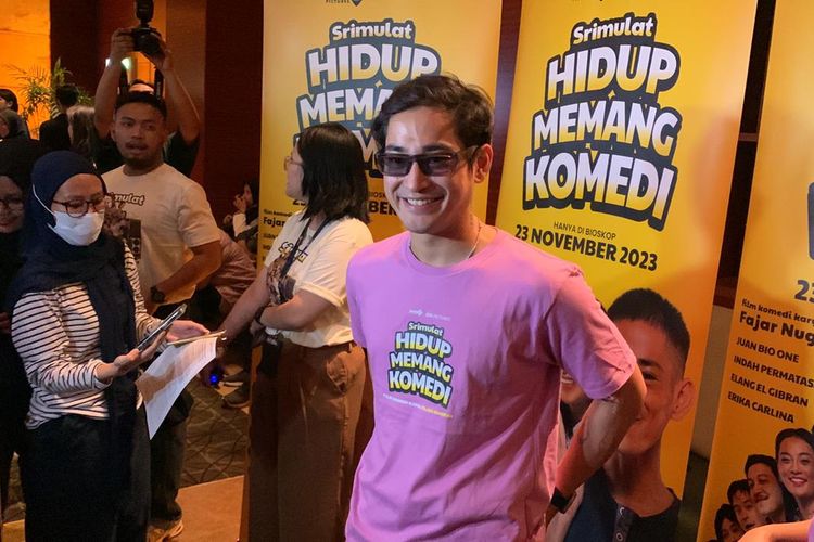 Aktor Bio One dalam konferensi pers film Srimulat Hidup Memang Komedi di Senayan, Jakarta, Selasa (31/10/2023).