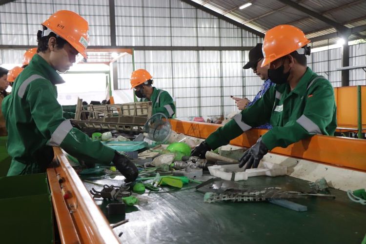 Jakarta Punya Pusat Daur Ulang Sampah, Kapasitasnya hingga 10 Ton