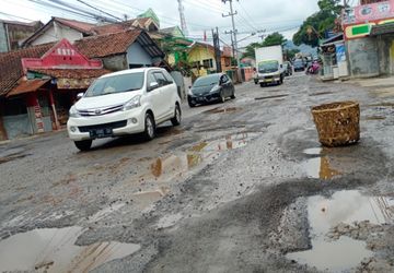 Dosen Teknik Sipil Ini Beberkan 3 Penyebab Jalan di RI Gampang Rusak