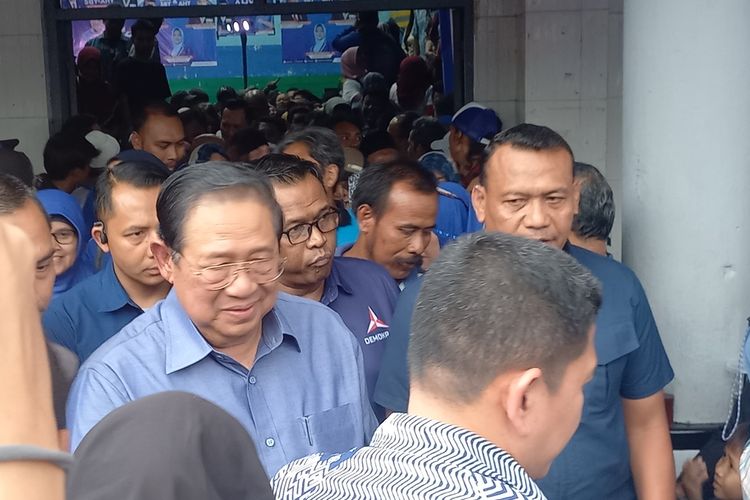 SBY saat hadiri kampanye Partai Demokrat di GOR Kridosono, Kota Yogyakarta, Jumat (19/1/2024)