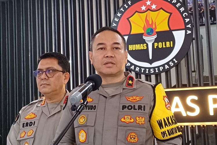 Kepala Biro Penerangan Masyarakat (Karo Penmas) Divisi Humas Polri Brigjen Trunoyudo Wisno Andiko di Mabes Polri, Jakarta, Rabu (20/3/2024).