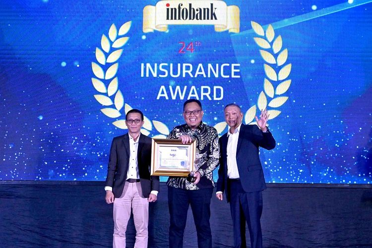 Tugu Insurance berhasil meraih 3 penghargaan untuk kategori Asuransi Umum pada ajang 24rd Infobank Insurance Award 2023 yang digelar, Kamis (27/7/2023). 