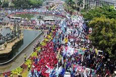 Buruh Siap-siap ke Istana, Jalan Medan Merdeka Barat Ditutup