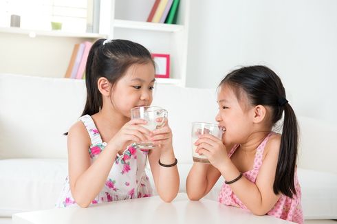 Anak Lebih Mudah Dehidrasi Akibat Peningkatan Suhu Bumi, IDAI: Perbanyak Beri Minum
